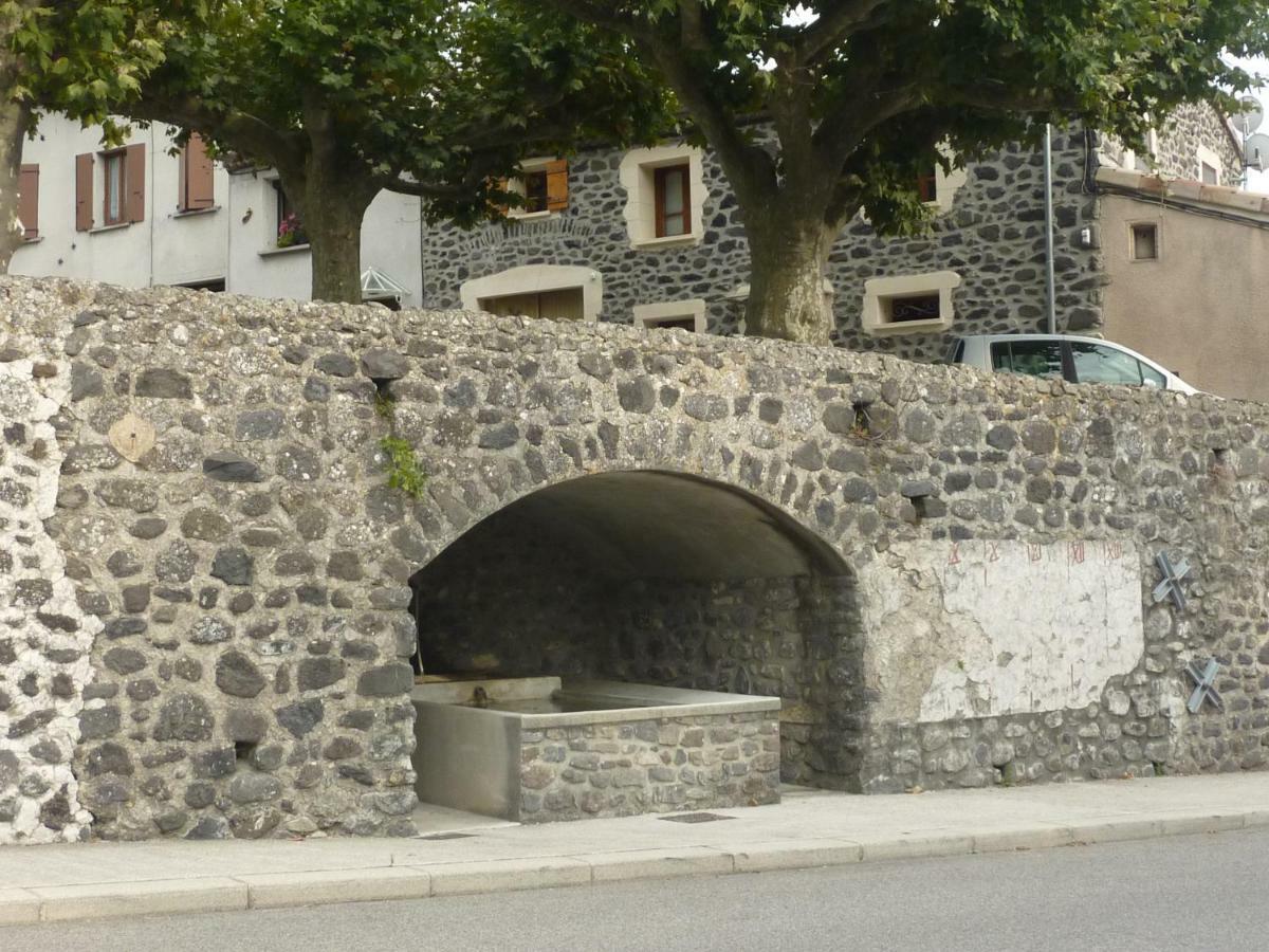 Gite La Riviere Saint-Martin-le-Supérieur Dış mekan fotoğraf